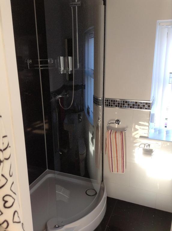 Allt Na Leven Guest House Кинлохлевън Стая снимка